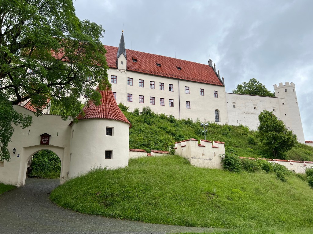 How many castles does one town&nbsp;need?